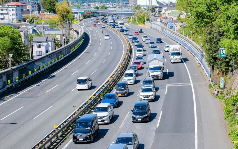 Lễ Obon 2025: Dự báo kẹt xe & bí quyết tránh tắc đường cao tốc mùa hè